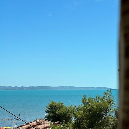 Hotel Vila Mare Драч Екстериор снимка