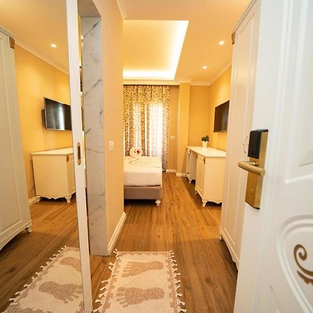 Hotel Vila Mare Драч Екстериор снимка