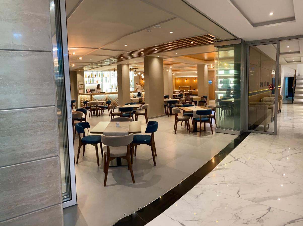 Hotel Vila Mare Драч Екстериор снимка