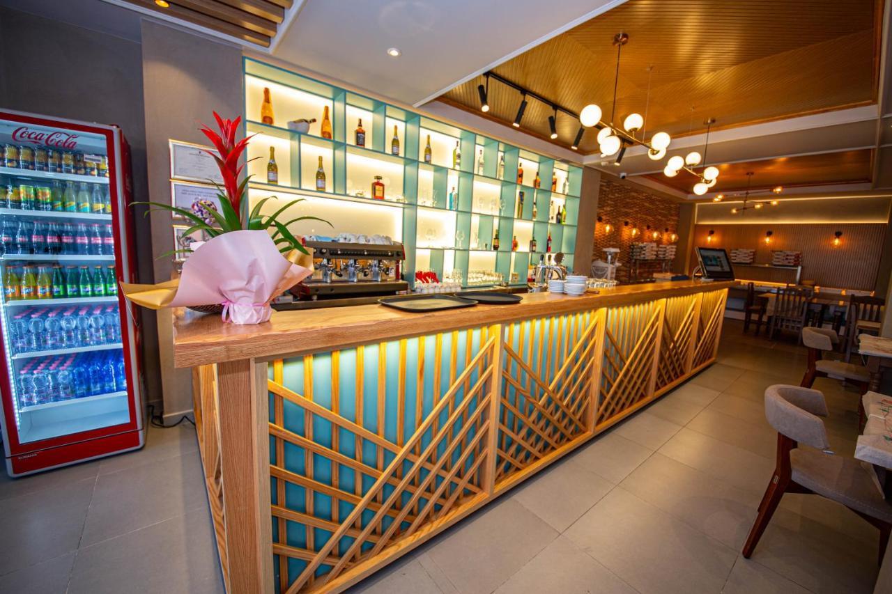 Hotel Vila Mare Драч Екстериор снимка