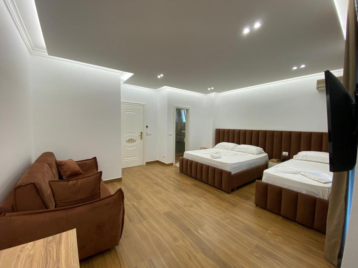 Hotel Vila Mare Драч Екстериор снимка