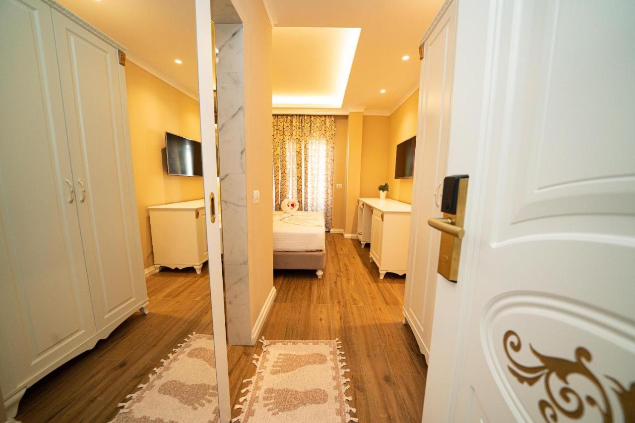 Hotel Vila Mare Драч Екстериор снимка